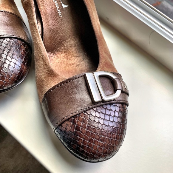 NWTIB - AGL Suede Heels- New In Box - Picture 3 of 8